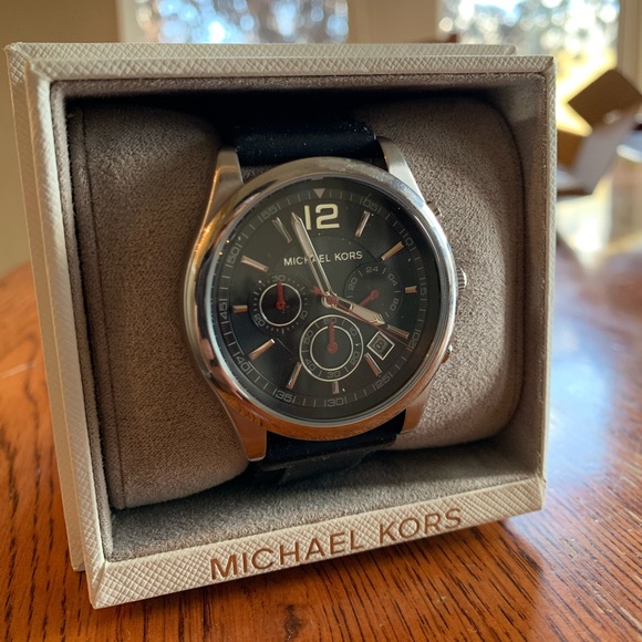 Black Sports Band Michael Kors Watch - Picture 1 of 1